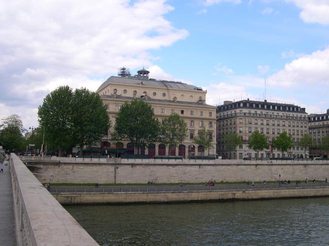  Théâtre de la Ville